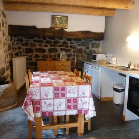 Gite Charmant Pour 8 Pers A Rauret Avec Cheminee, Terrasse Et Acces "Tourisme Et Handicap" - Fr-1-582-186 Exterior foto
